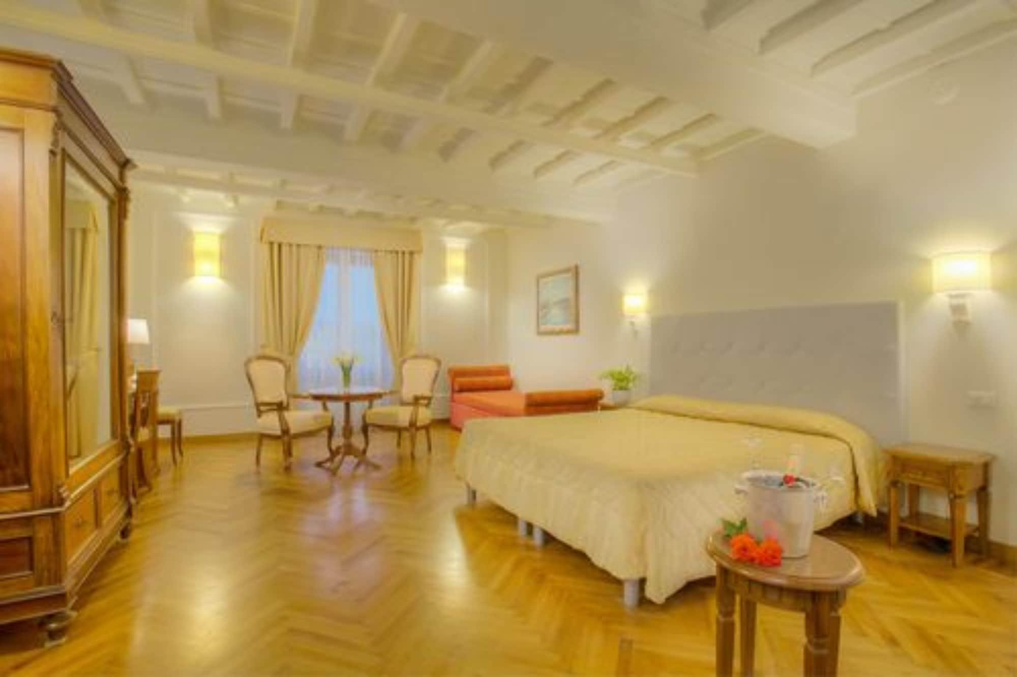 Bretagna Heritage - Alfieri Collezione 4* Florenz
