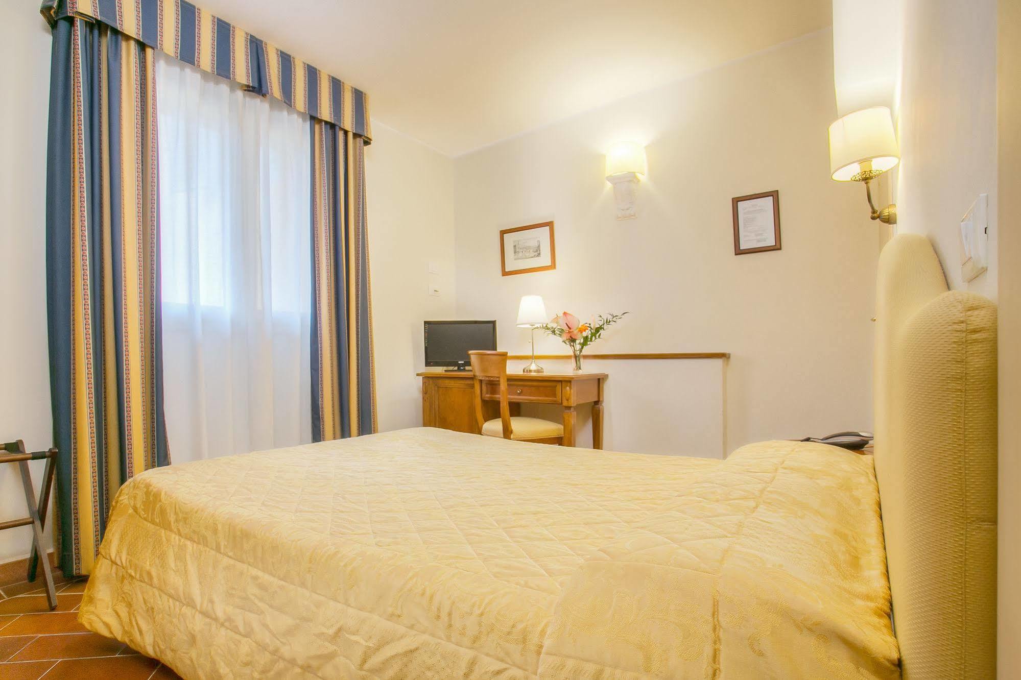Bretagna Heritage - Alfieri Collezione 4* Florenz